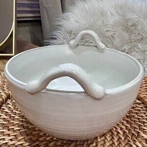 Handled stoneware small batter bowl 3”x6”